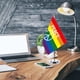 thumbnail image 3 of Bandera de mesa con signo de la paz del arco iris, minibandera pequeña del arco iris con base de soporte de Metal, bandera de escritorio de oficina, adorno para coche, decoraciones para fiestas, 3 of 4