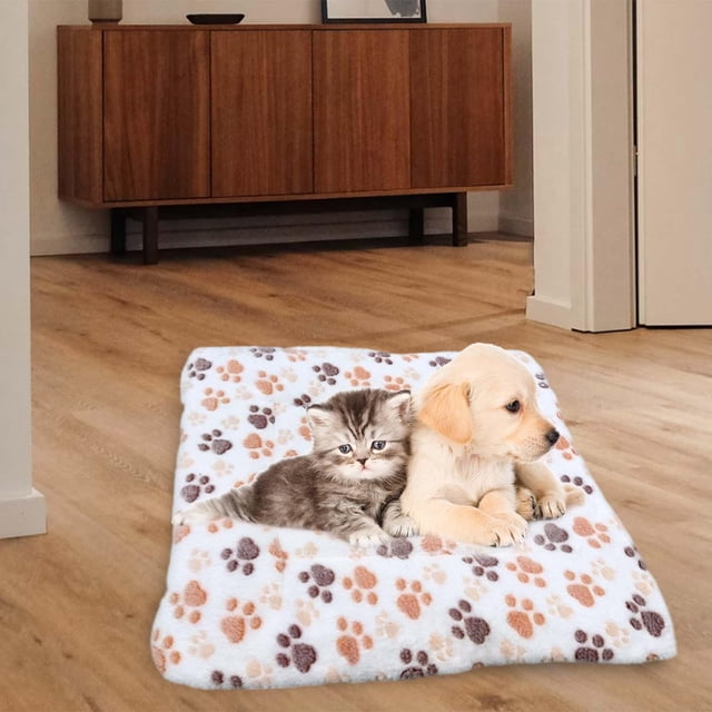 Soft Warm Pet Bed Mat Sleeping Mat Reversible Machine Washable Pet Bed Liner Dog White