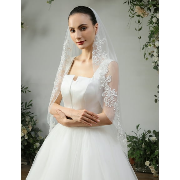 EllieWely 1 Tier Fingertip Length 90 cm(35 inch) Lace Edge Wedding Bridal Veil With Metal Comb L69