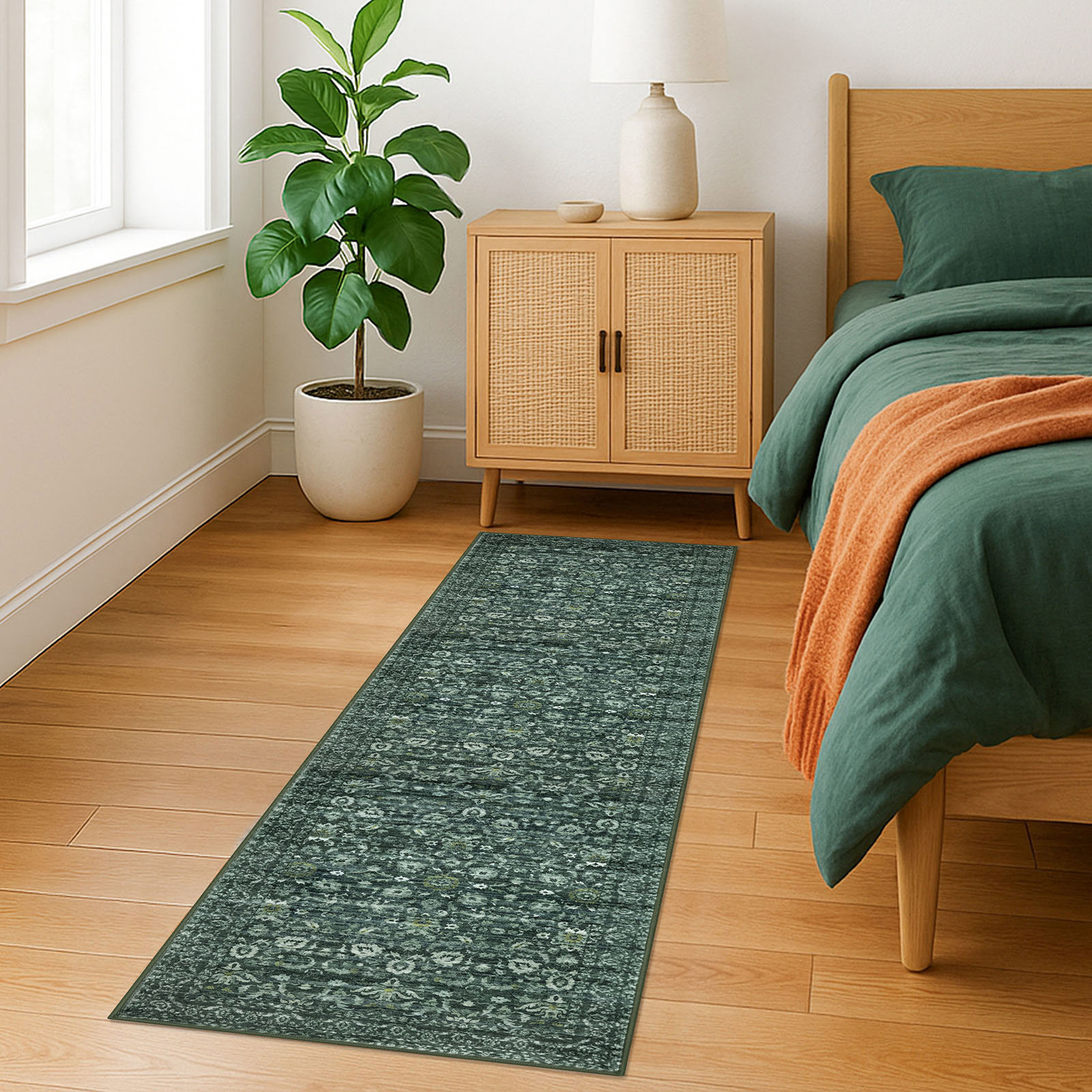 Suelur Runner Rugs for Floor 2x7 Washable Kitchen Runner Rug Non-Slip Carpet Runners Printed Super Soft Vintage Floral Bedroom Runenrs for Entryway Hallway Laundry Room Indoor, Dark Green
