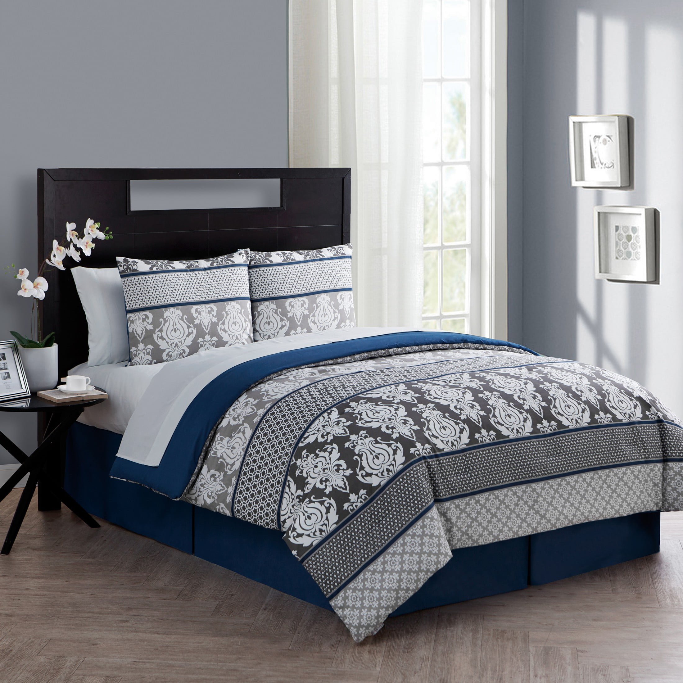 VCNY Home Beckham 8-Piece Blue Damask Bed in a Bag, Full, Adult, Unisex