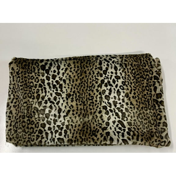 Ultra Soft Faux Fur Leopard Throw