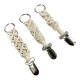thumbnail image 5 of Clips para sombrero multiusos, soporte para sombrero tejido a mano con Clip para bolso, mochila, equipaje, cadenas de accesorios de viaje al aire libre, 3 uds., 5 of 7
