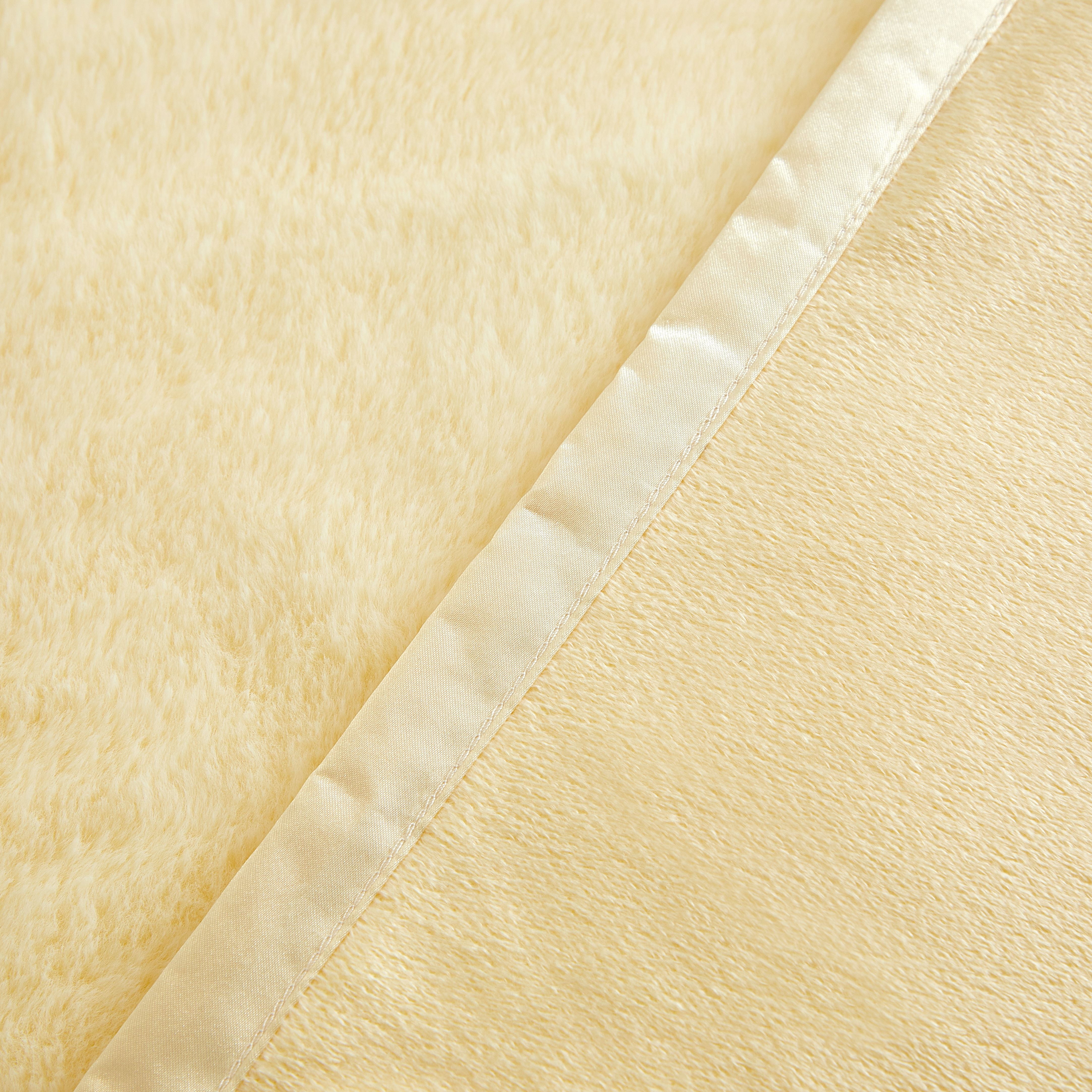Parent's Choice Satin Trim Blanket - Transparent Yellow 30" x 40"