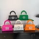 thumbnail image 5 of Bolso cruzado portátil Minnieouse con correa ajustable y amplia gama de usos cuero PU negro, 5 of 6