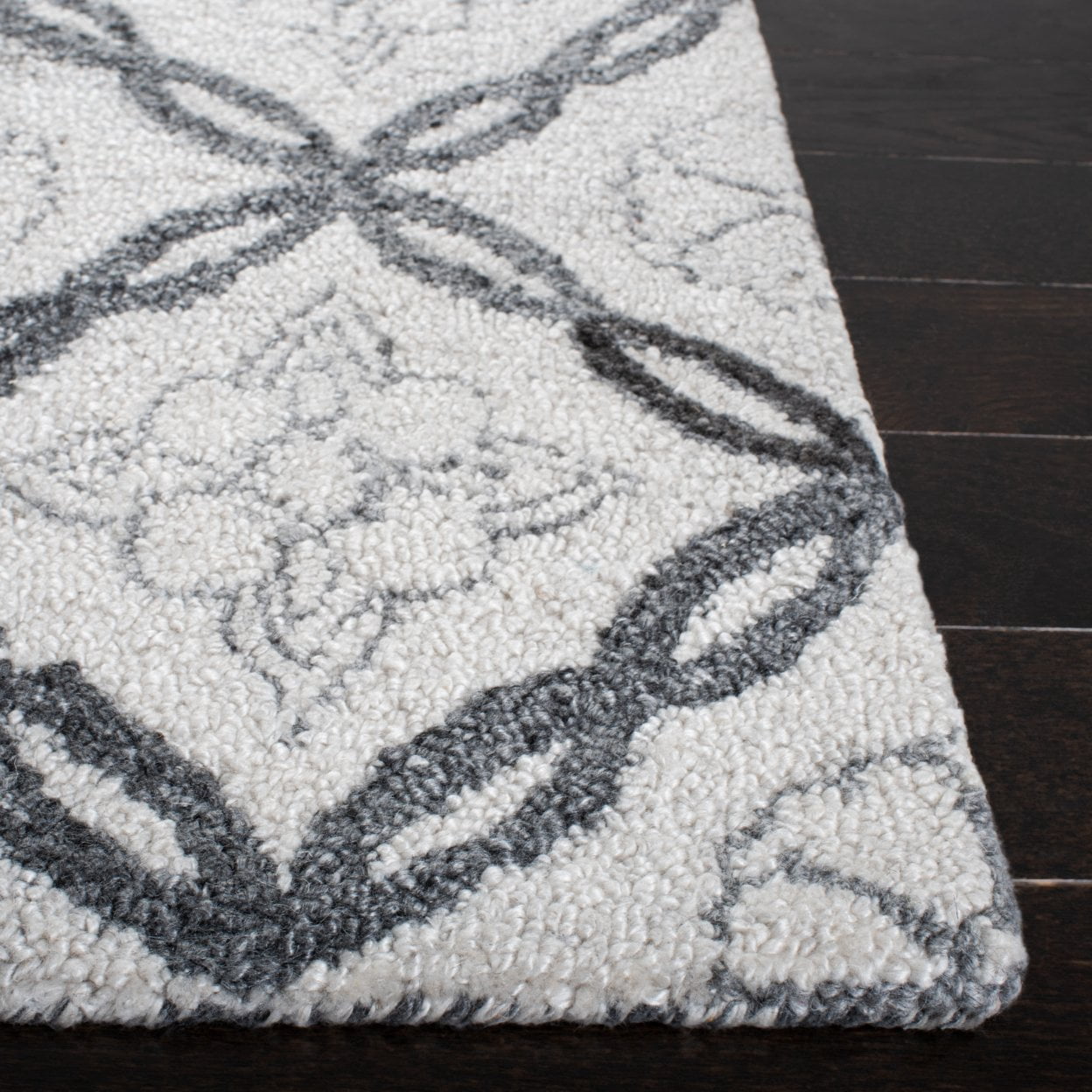 SAFAVIEH Marquee Anthony Geometric Area Rug, Ivory/Grey, 8' x 10'