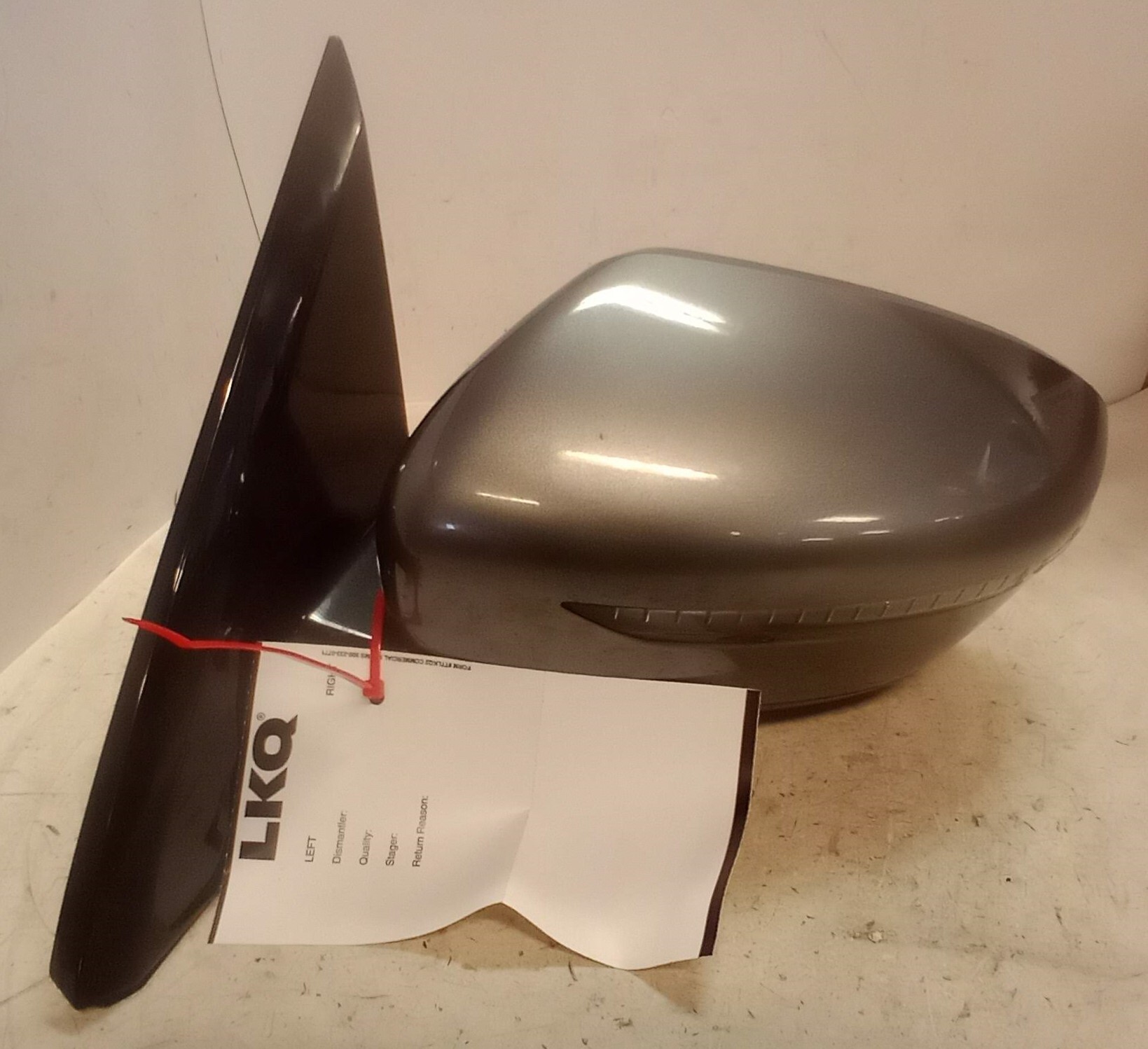 Pre-Owned 2017 Nissan Pathfinder LH Driver Side View Door Mirror OEM LKQ - Verify Specific Vehicle Fitment In Description - (Good)
