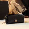thumbnail image 4 of Bolso de mano ligero de lujo con estampado de cocodrilo de piel auténtica para mujer, bolso de mano de un solo hombro con estampado de piedras de alta calidad 2023, 4 of 5