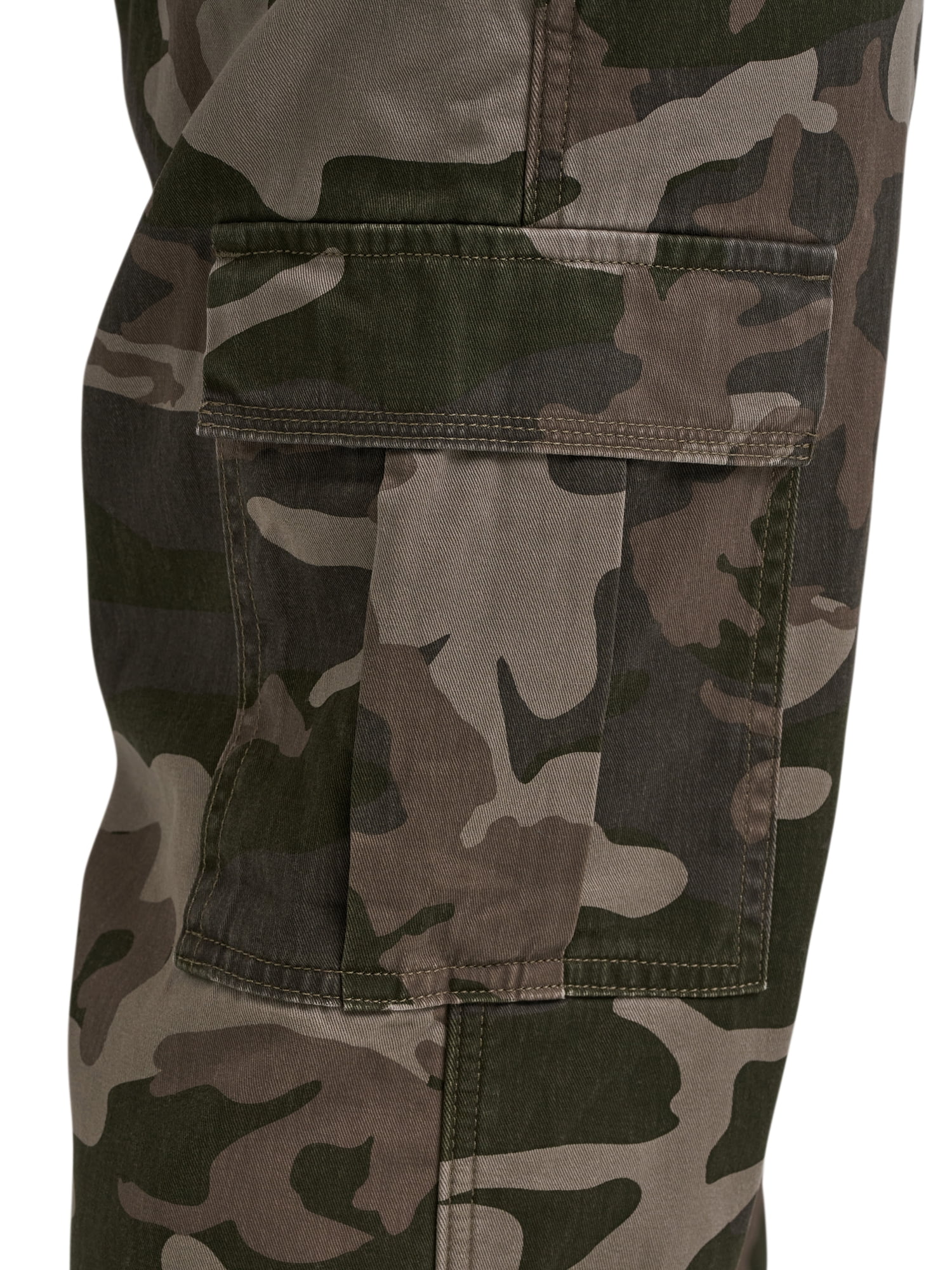 Wrangler® Men's Fleece Lined Cargo Pant