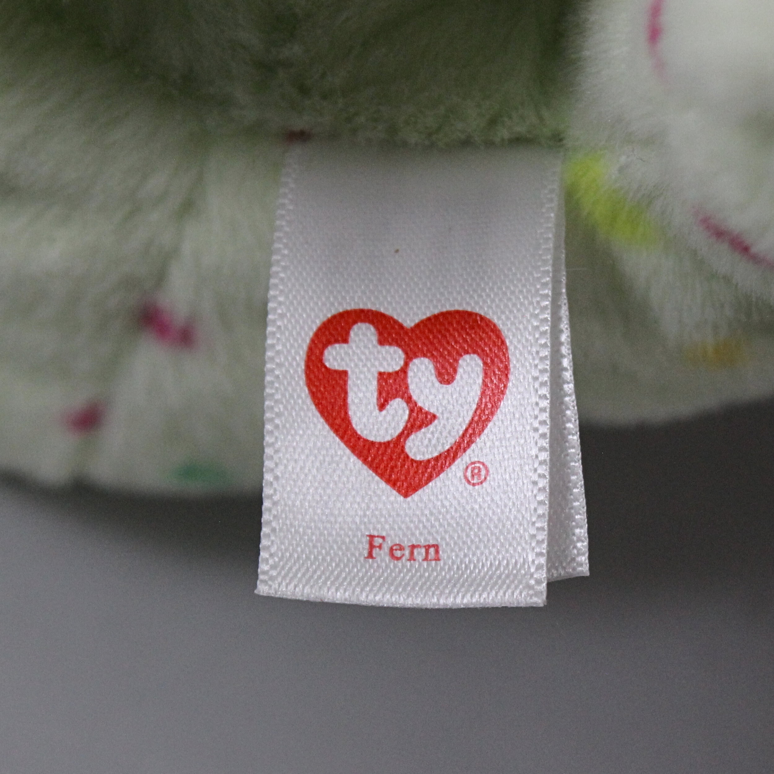 TY Beanie Bellies - Fern The Easter Bunny Green with Glitter Pink Eyes, Cuddly Plush Animals with Soft Belly Original Easter Special - 20 cm - T41514