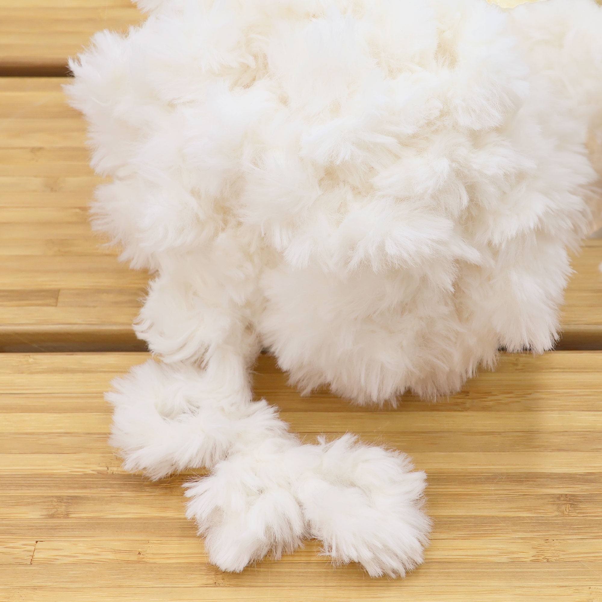 JubileeYarn Fun Finger Faux Fur Loops Yarn - 200g/Skein Jumbo Polyester - White - 2 Skeins