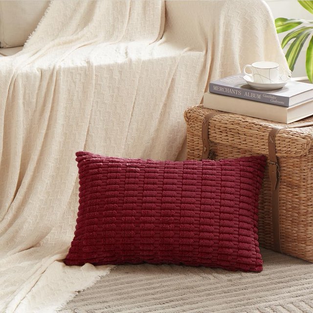Funda de almohada decorativa de pana roja vino Fancy Homi, 30 x 60 cm