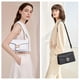 thumbnail image 2 of Bolso Travistar de piel sintética para mujer, color blanco, 2 of 7