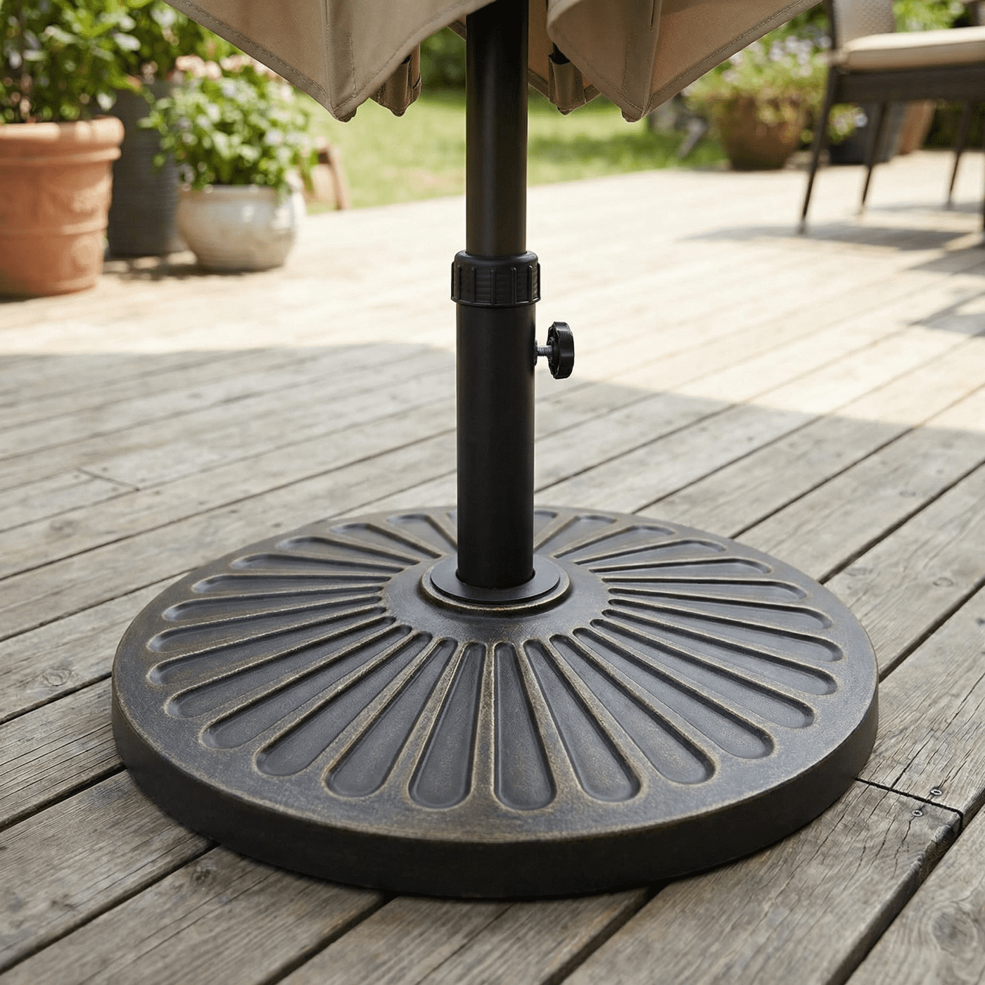 Bibana 18" 30.2-lbs Heavy Duty Round Antiqued Umbrella Base for Patio, Outdoor - Bronze