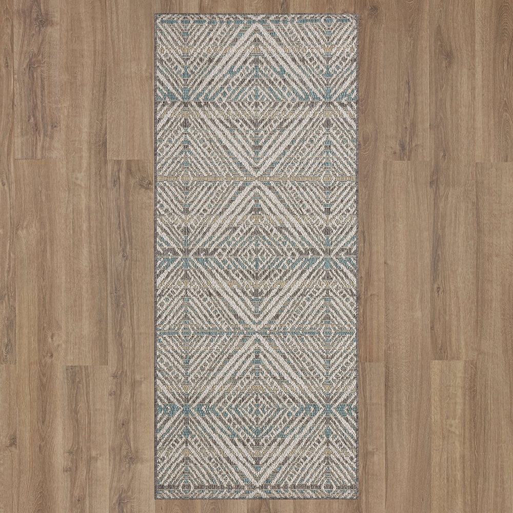 Mohawk Home Taos Geometric Outdoor Area Rug, Light Grey, 2' 6" x 6'