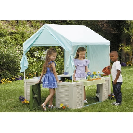 Little Tikes Backyard Bungalow Role-Play Playhouse with Kitchen  Garden  & Canopy