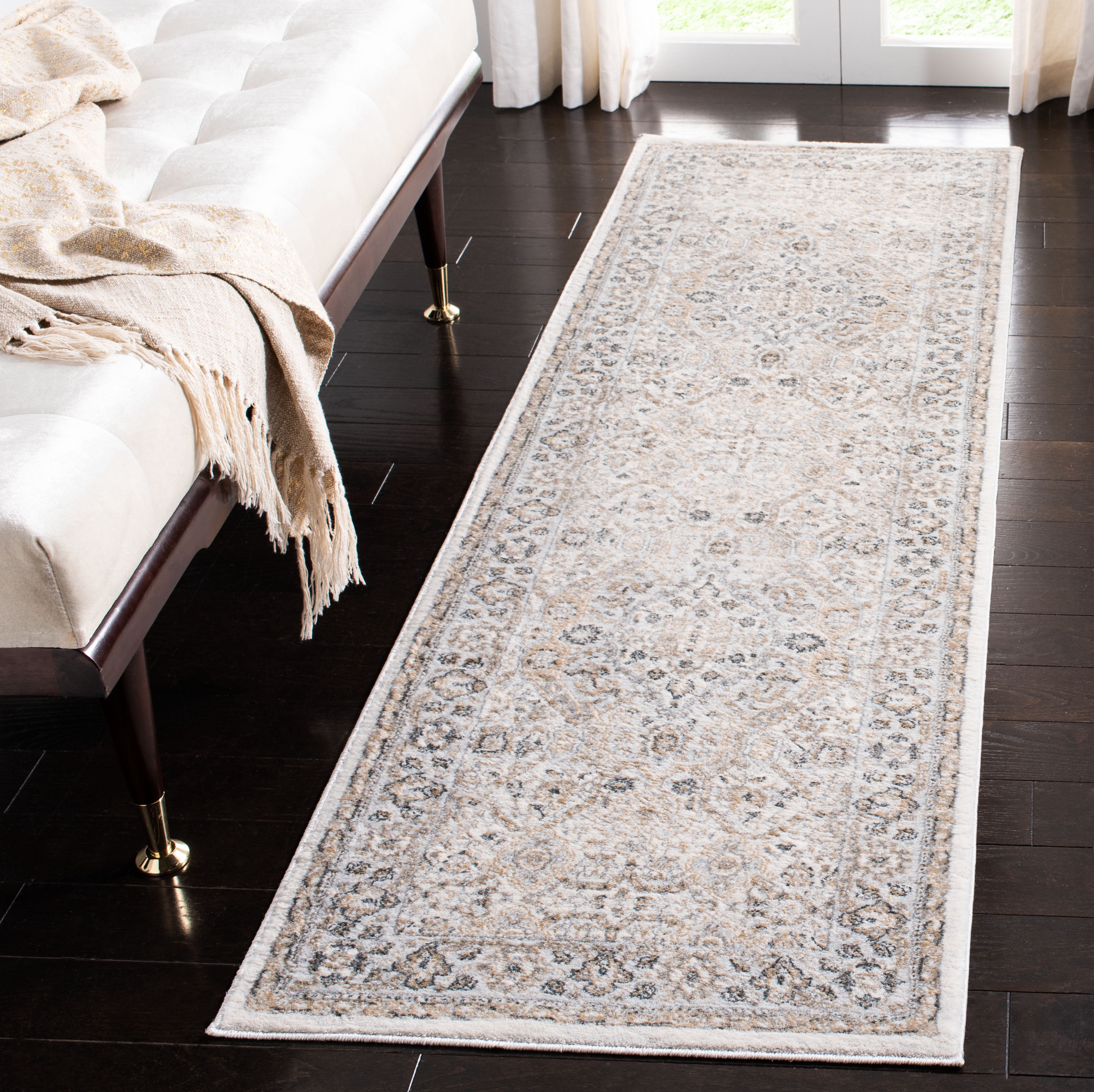 SAFAVIEH Isabella Zander Oriental Runner Rug, Cream/Beige, 2'2" x 8'