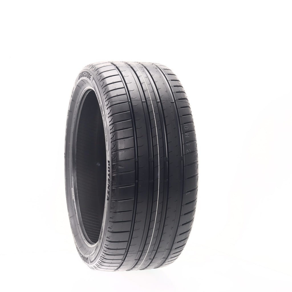 Pirelli P Zero UHP Summer 265/35ZR20 99Y XL Passenger Tire
