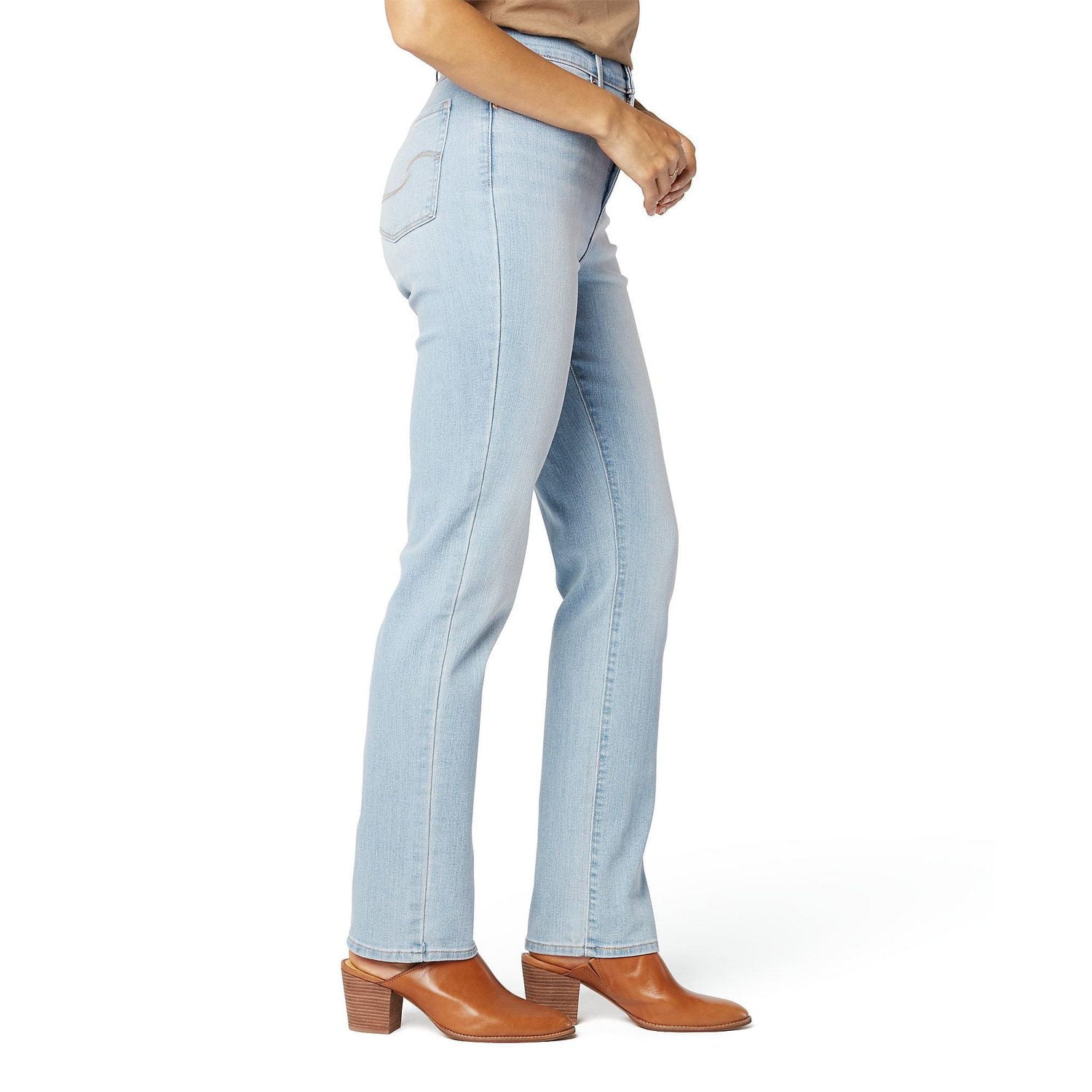 Levi Strauss Signature™ Women's High Rise Straight Jeans, Available sizes: 2 – 18