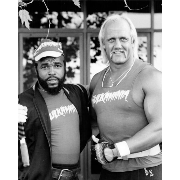 Mr T and Hulk Hogan strong man legends together 8x10 inch photo
