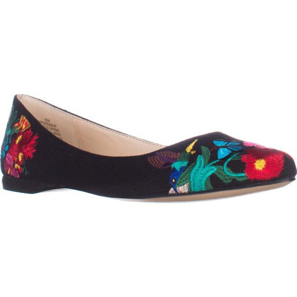 nine west pointed flats