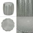 thumbnail image 3 of Table d'Appoint Ronde en Métal Martelé, Table de Bout Argentée avec Design Unique Martelé, Table d'Accent Moderne Parfaite pour Salon Ou Chambre, 3 of 5