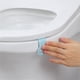 thumbnail image 5 of Yuarrent Paquete de 2 elevadores de asiento de inodoro, manija de tapa de ventosa, soporte de elevación Universal, accesorio portátil extraíble y Juegos de accesorios de baño Azul claro Yuarrent HA063732-04B, 5 of 6