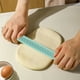 thumbnail image 4 of Rodillo antiadherente de silicona de 10" | Herramienta de horneado con núcleo de acero inoxidable | Pastelería, pizza, fondant, pan | Agarre fácil, marca de regla, colores variados, 4 of 6