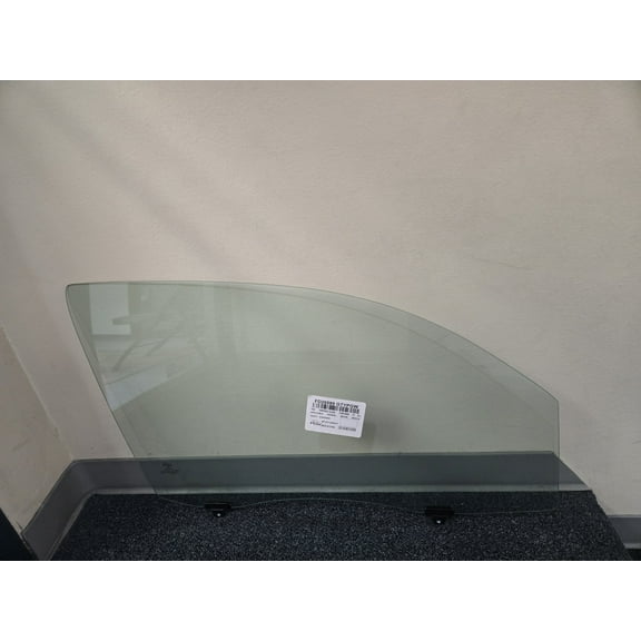 Passanger Side Right Front Door Window Glass Compatible with Toyota Tacoma Pickup 2 Door Extended / 4 Door Crew Cab 2016-2023 Models