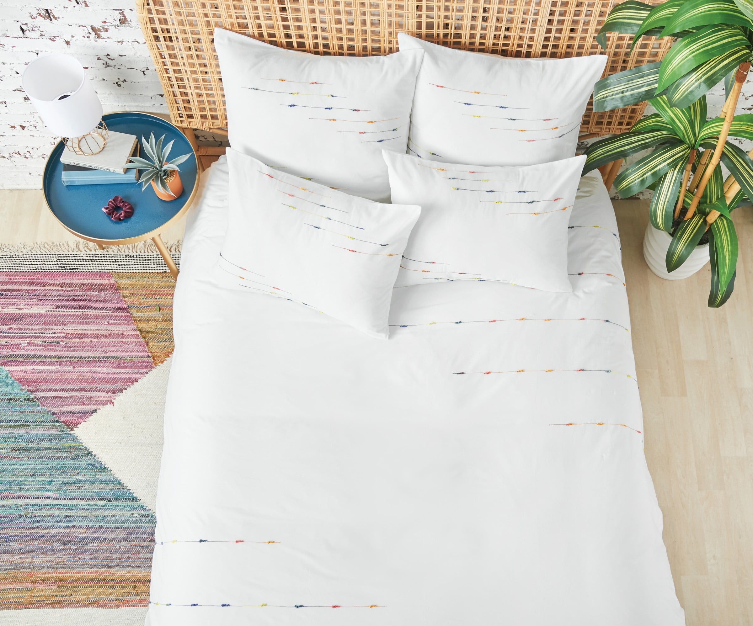 Raina Queen Duvet Cover