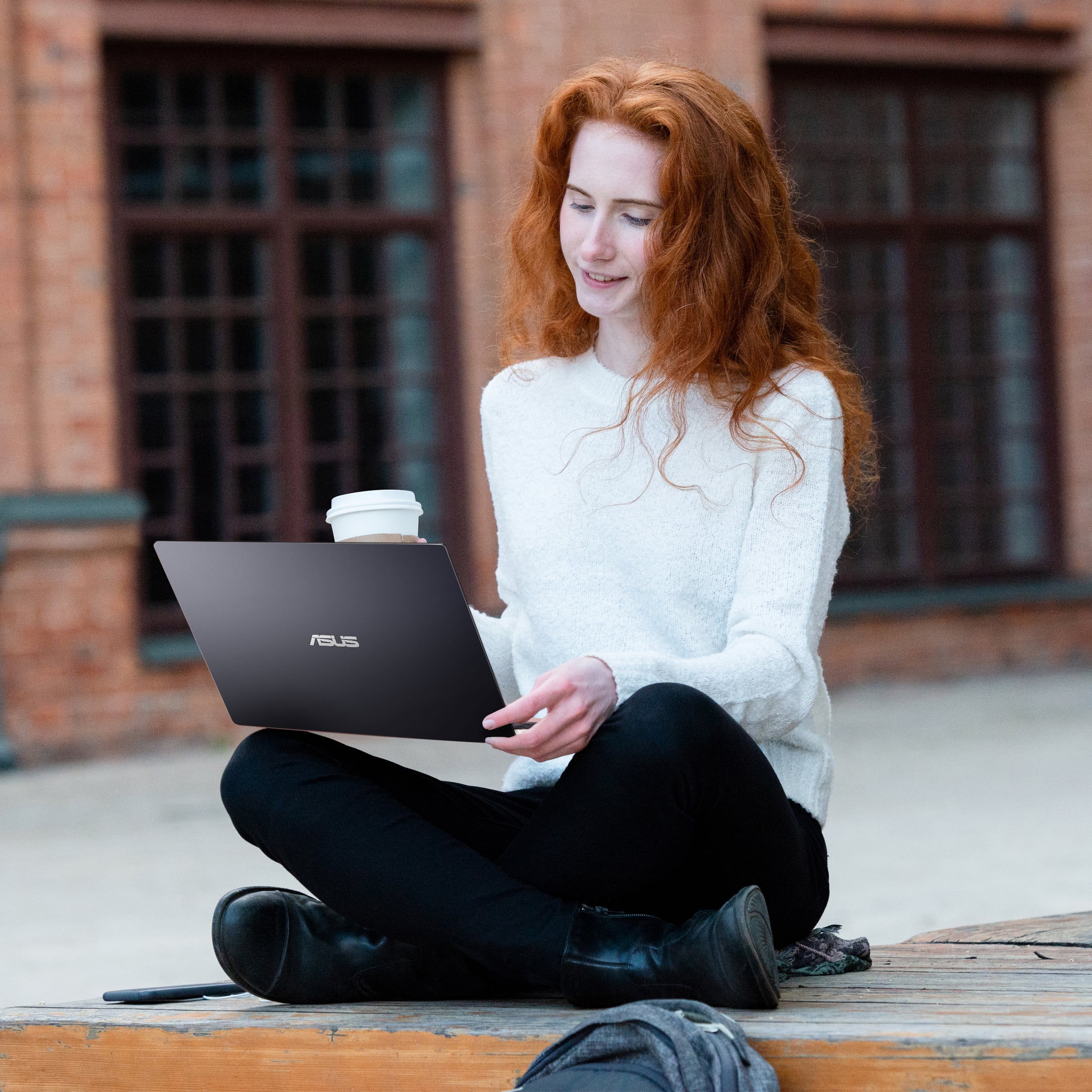ASUS 15.6 ASUS 15.6