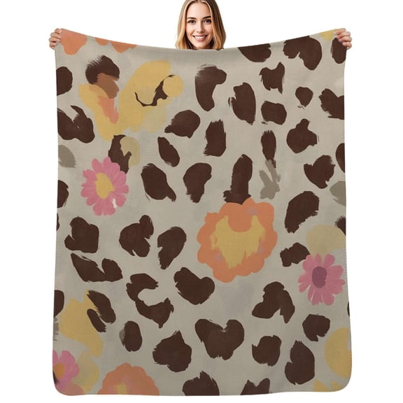 Floral leopard print beige background Flannel Blanket Warm Soft Bedding Throws Winter Camping Chair Sofa Bed