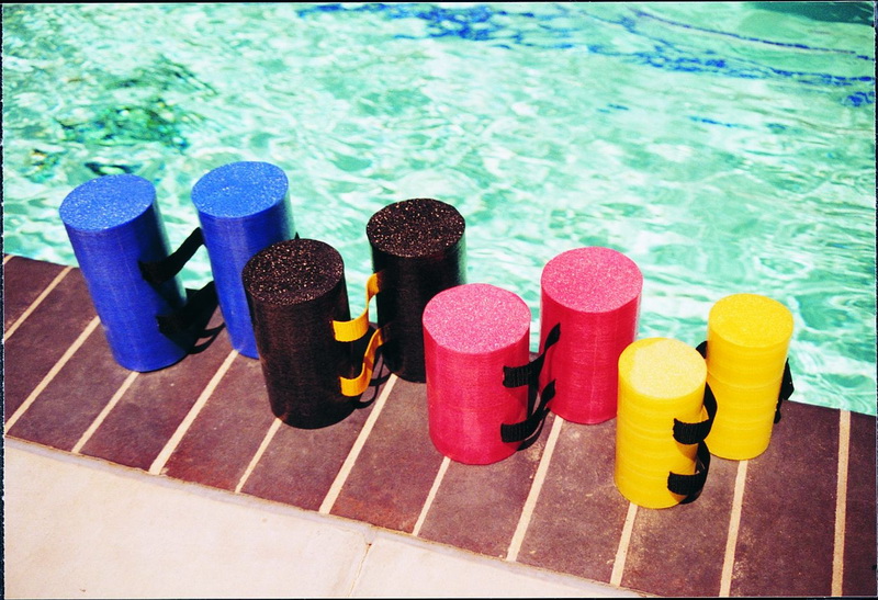 Water Gear 673 Pull Buoys4 X 6 Red w/ Black Strap