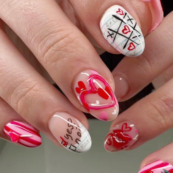 Sutaozhi 30 piezas de uñas postizas acrílicas 3D con corazón para San Valentín