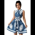 thumbnail image 3 of Vestido Midi de Verano 2025 para Mujer, con Estampado Floral Bohemio, Sin Mangas, con Cinturón, Holgado, con Botones y Aberturas Laterales. Azul S, 3 of 9