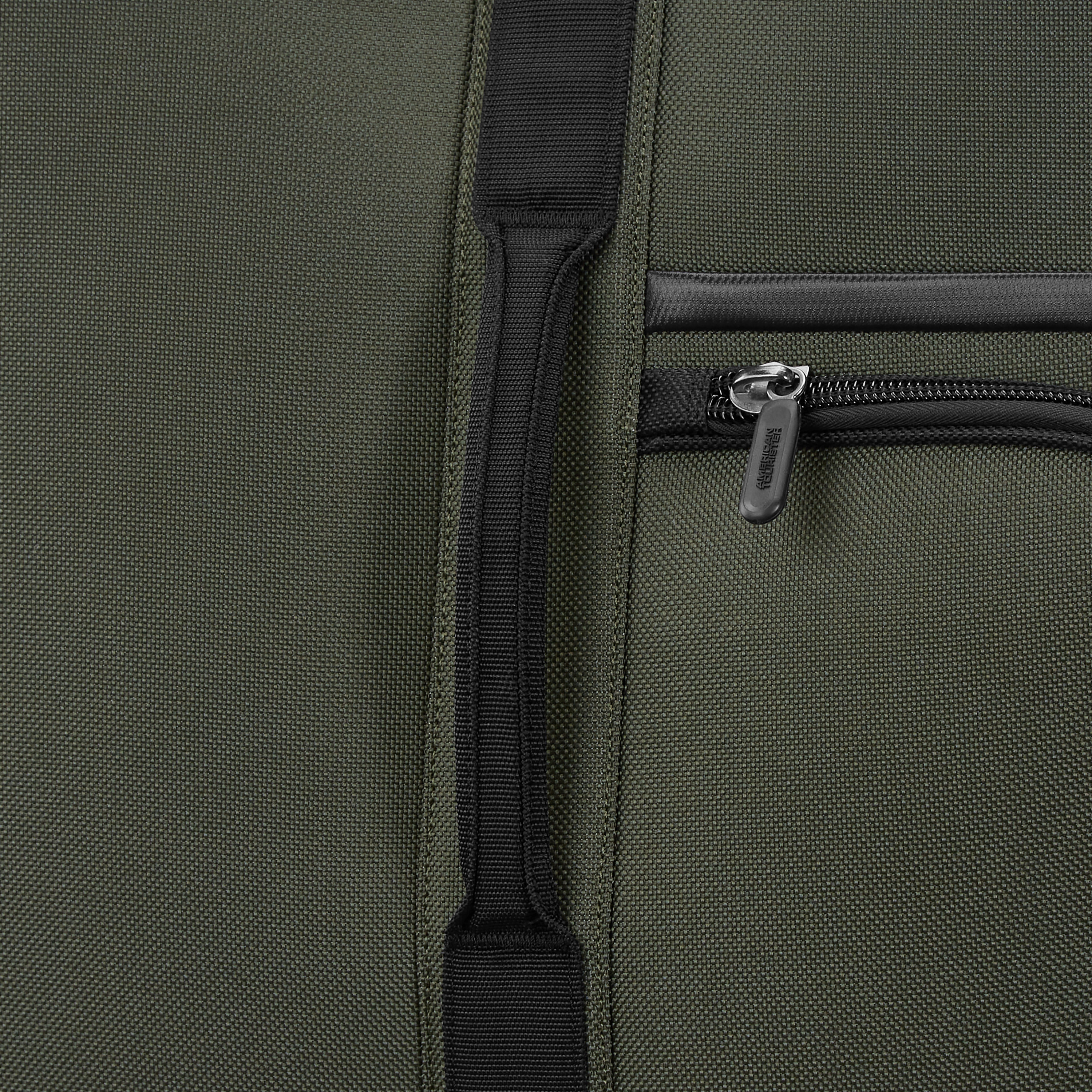 American Tourister Cargo Max 29" Softside Spinner photo 5