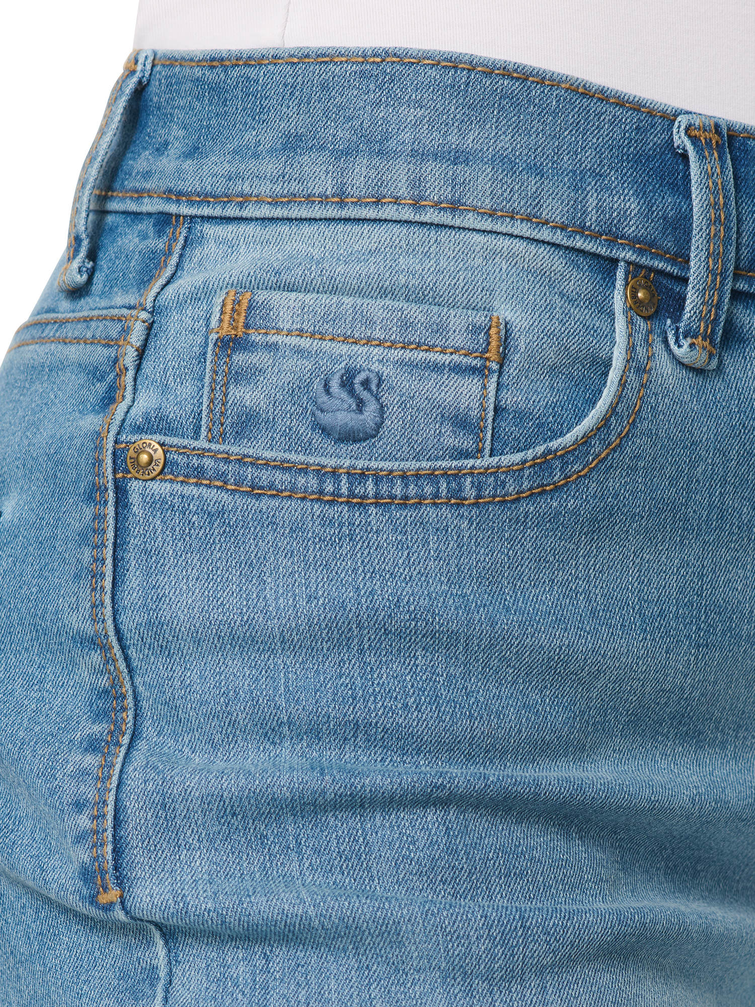 Gloria Vanderbilt Swan Series Women's Amanda 5 Pocket Jeans, Sizes 2-18