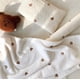 thumbnail image 3 of Manta bordada de oso Manta para bebé Manta bordada Manta bordada Manta para salidas de bebés y niños pequeños Manta para la siesta de otoño e invierno, 3 of 6