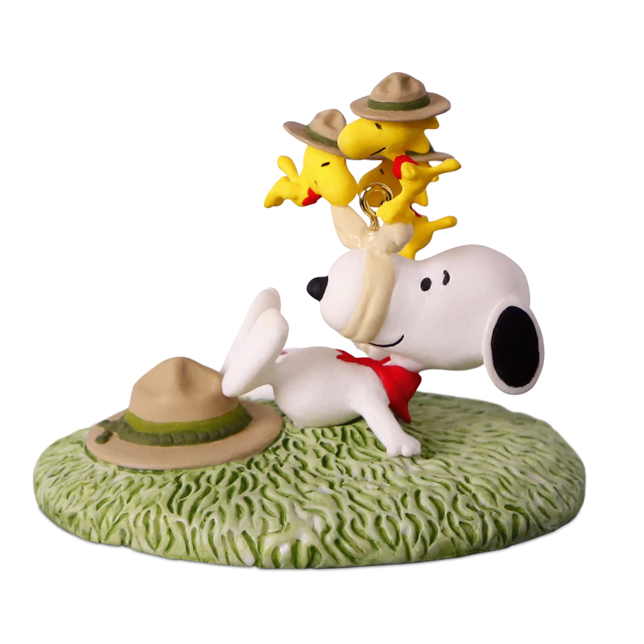 Hallmark 2018 First Aid Lessons Woodstock Snoopy Peanuts Gang Ornament