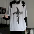 thumbnail image 1 of Camiseta de manga larga para hombre, camisa de gran tamaño con estampado de Cruz de espinas, Maleta, Hip-hop oscuro, Y2k, Verano, 1 of 5