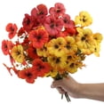 thumbnail image 2 of Ramo de flores artificiales tricolores violetas y pensamientos para decoración de patio en Pascua, 2 of 4