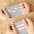 thumbnail image 3 of Calcetines y medias de mujer a rayas., 3 of 5