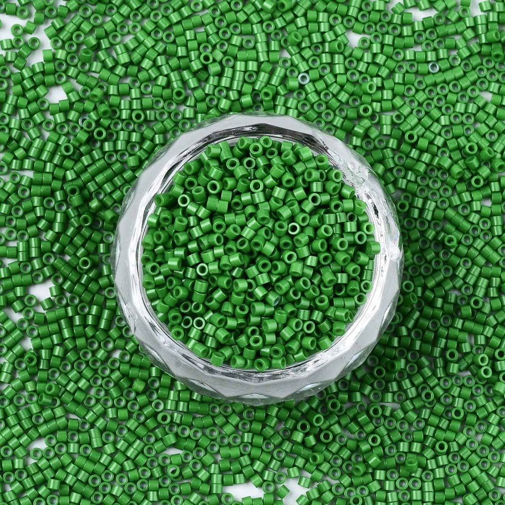 1bag 11/0 Grade A Glass Seed Beads Cylinder Uniform Seed Bead Size Baking Paint Green 1.5x1mm Hole: 0.5mm about 20000pcs/bag