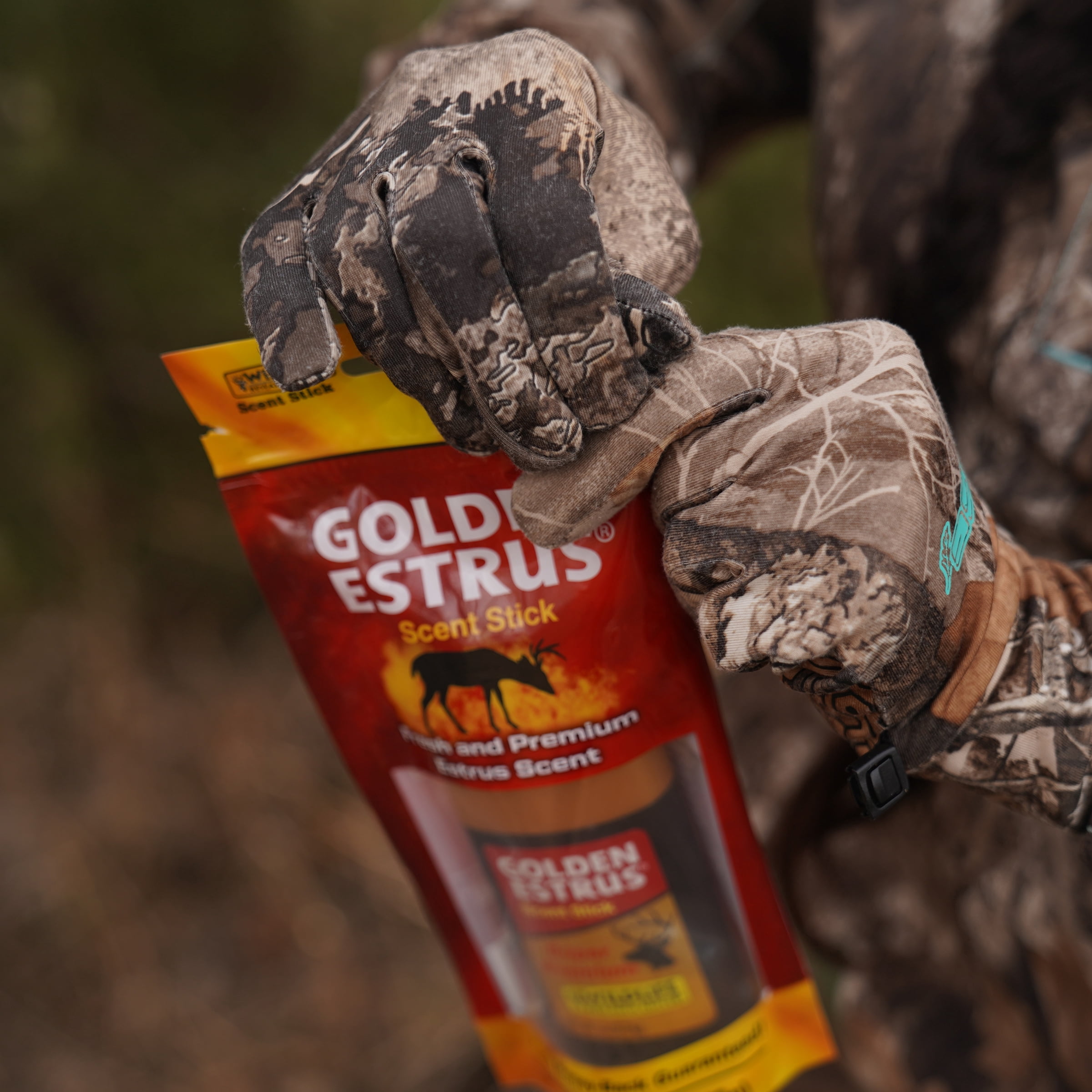 Wildlife Research Center Golden Estrus Scent Stick 2.5 oz Fresh and Premium Doe Estrus Scent
