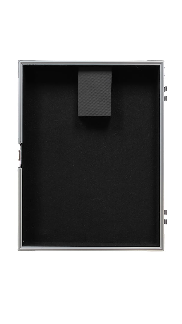 EXTRA DEEP, LOW PROFILE GLIDE STYLE, UNIVERSAL CASE FOR 10" FORMAT DJ MIXERS