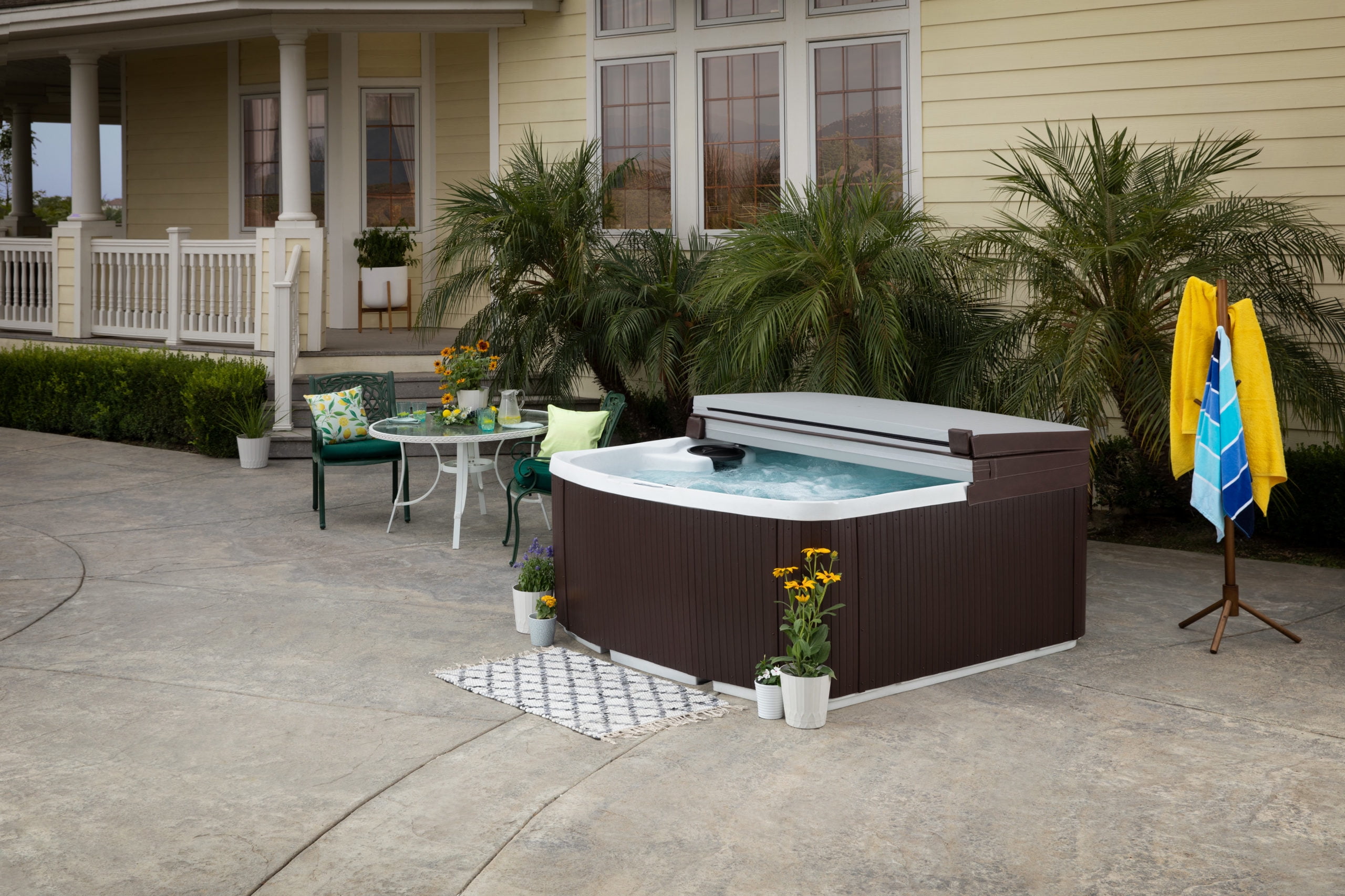 Lifesmart Leganza Accessory Bundle - 6-Person, 90- Jet, 230-Volt Spa in Arctic White/Espresso with a cover lifter and spa steps included!