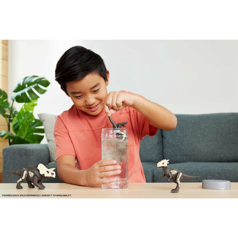 Dino Reveal Dinosaur Toy, Warm Water Color Change photo 2
