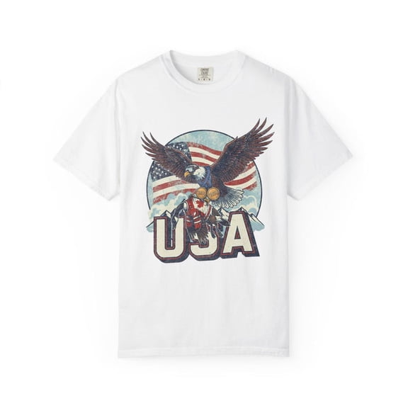 USA Ice Hockey Eagle Graphic Shirt Patriotic Vintage Hockey Champion Artwork USA Flag Sports Design Comfort Colors Unisex Cotton T-Shirt, Sizes S-3XL