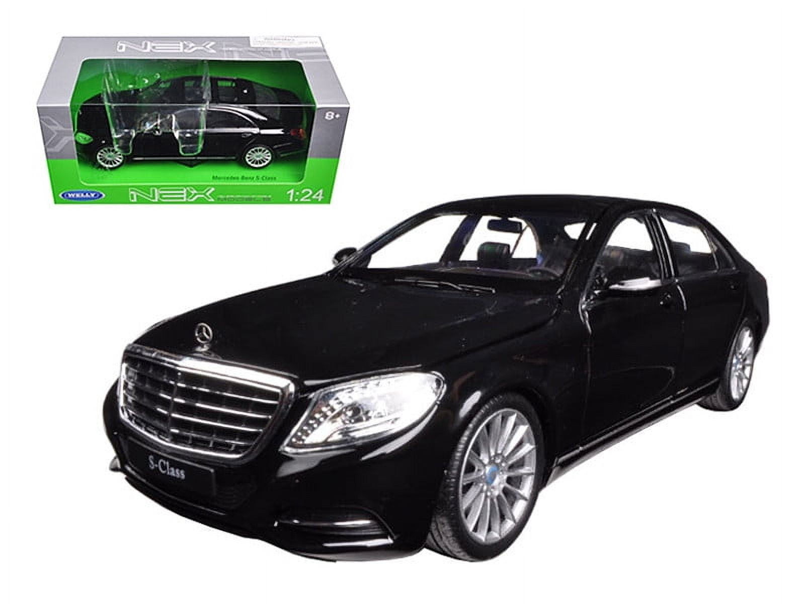Welly Mercedes G Class Silver 1/24 Diecast Car Model