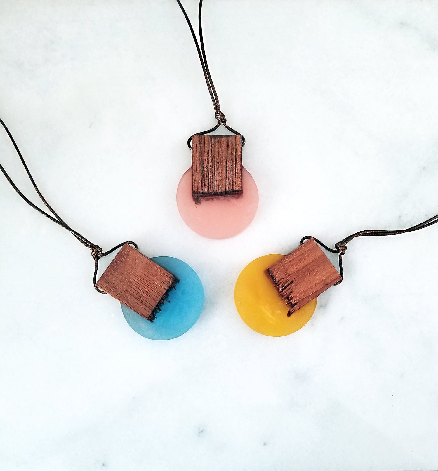 Blue Box Boutique Inc Round Yellow Resin Wood Leather Cord Necklace for Women, Teens | Wood Anniversary Gift